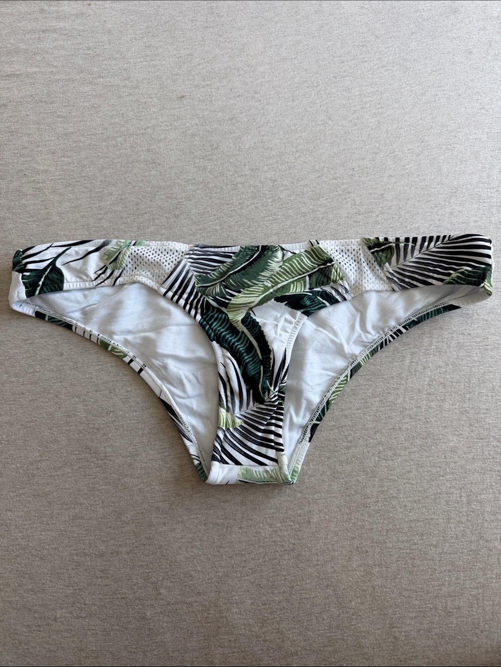 NWOT Ripcurl Bikini Bottoms